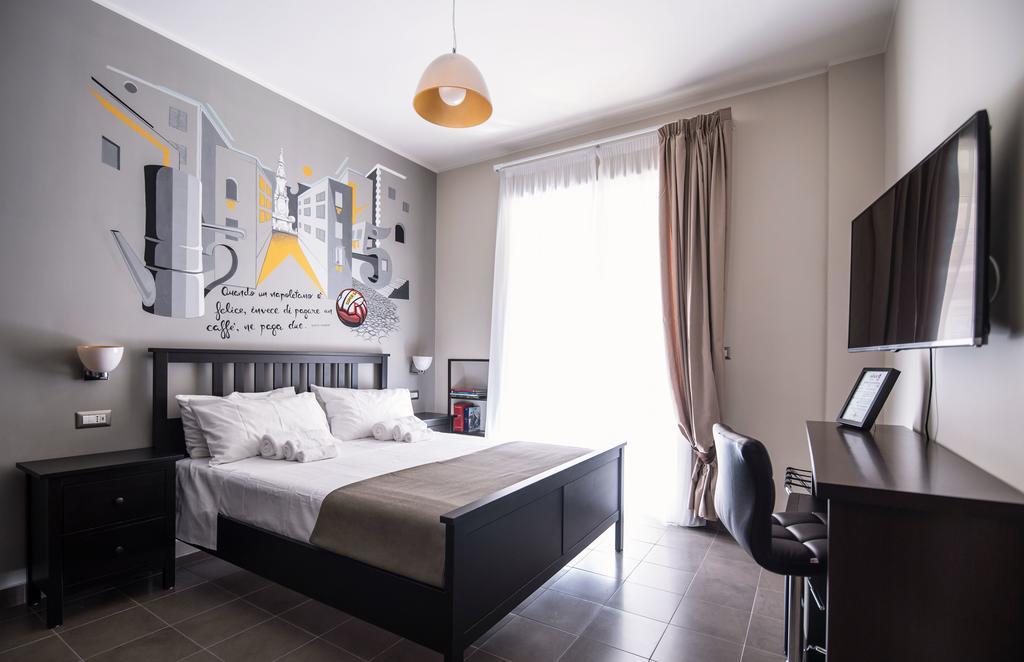 Bed And Breakfast Via Toledo 156 Napoli Eksteriør billede
